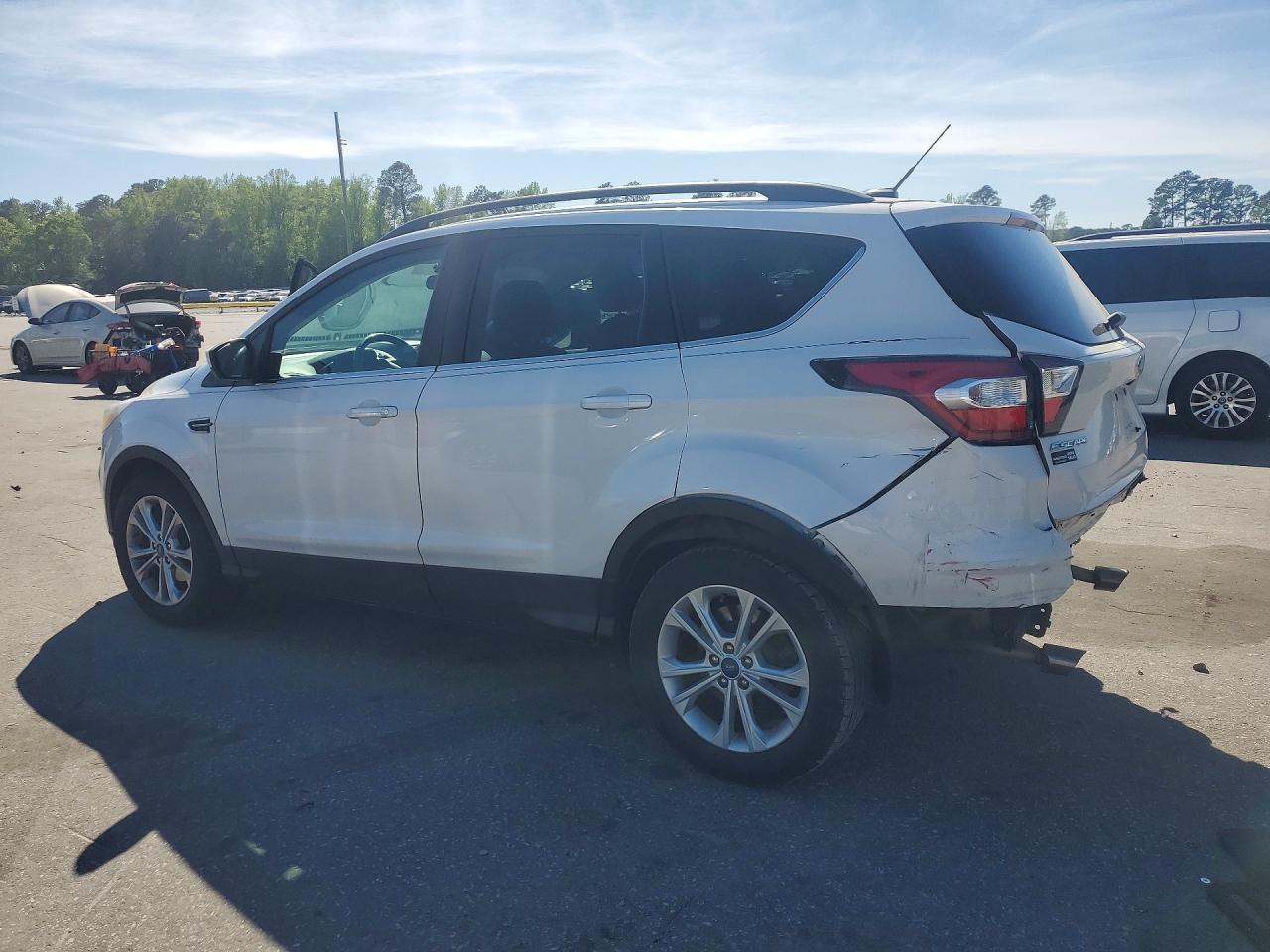 2017 Ford Escape Se - Image 2