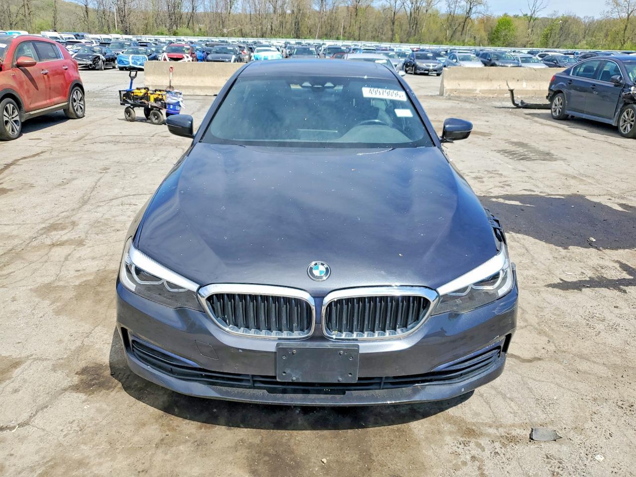 2019 BMW 530 Xi - Фото 5