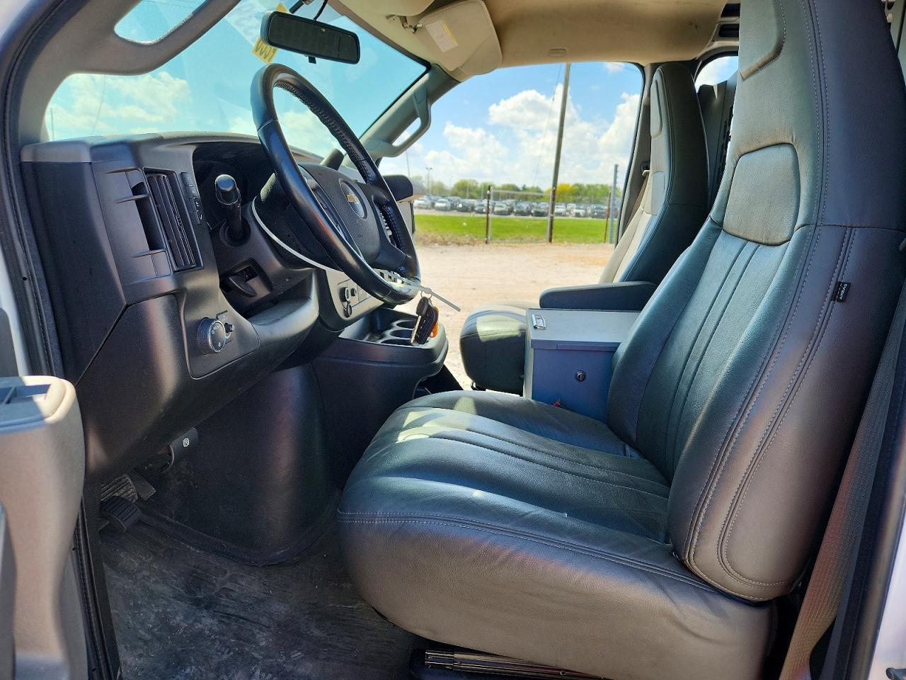 2020 Chevrolet Express G2500 - Image 7