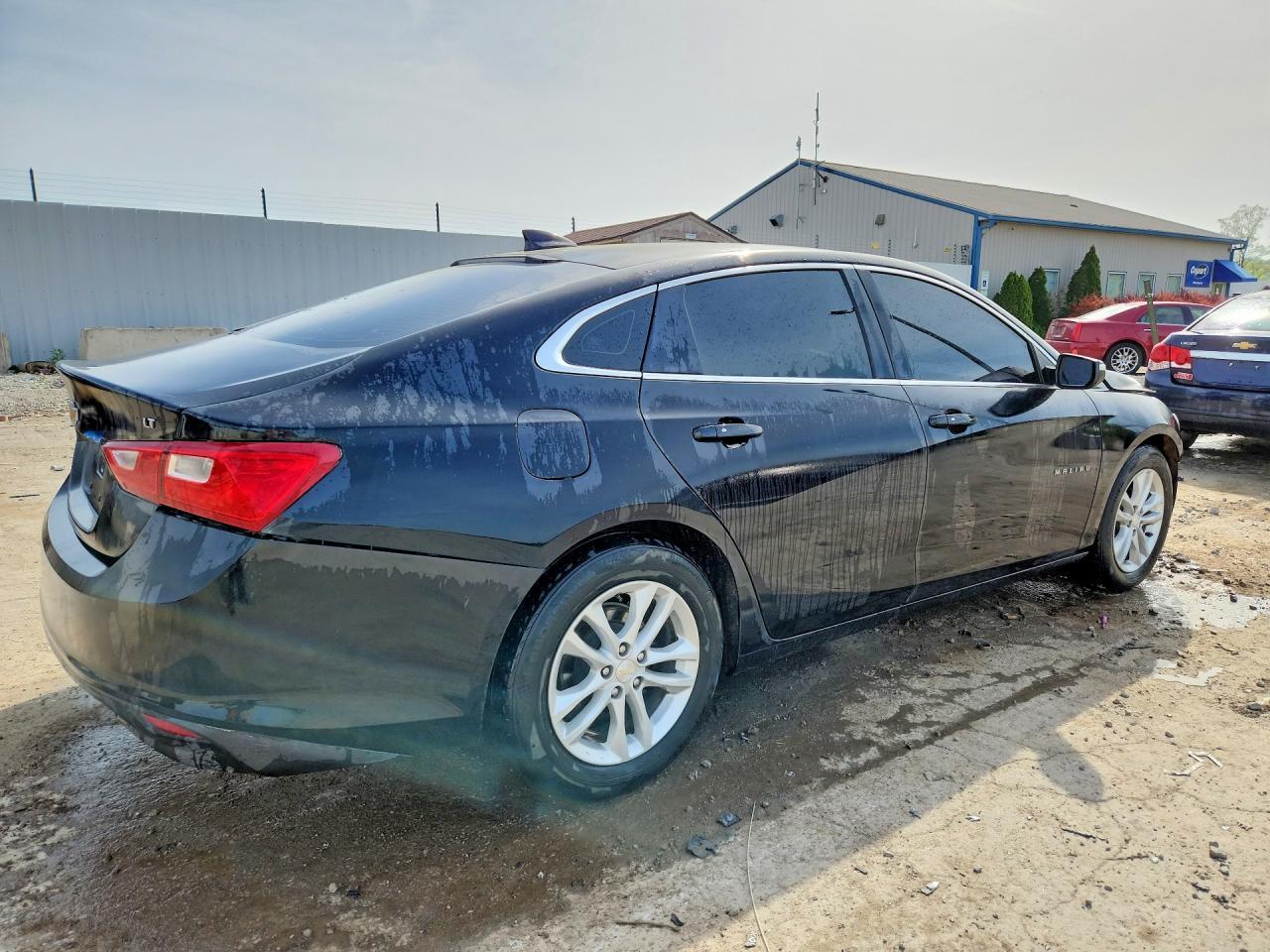 2017 Chevrolet Malibu Lt - Фото 3