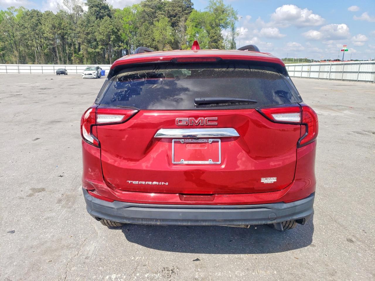 2022 GMC Terrain Sle - Image 6