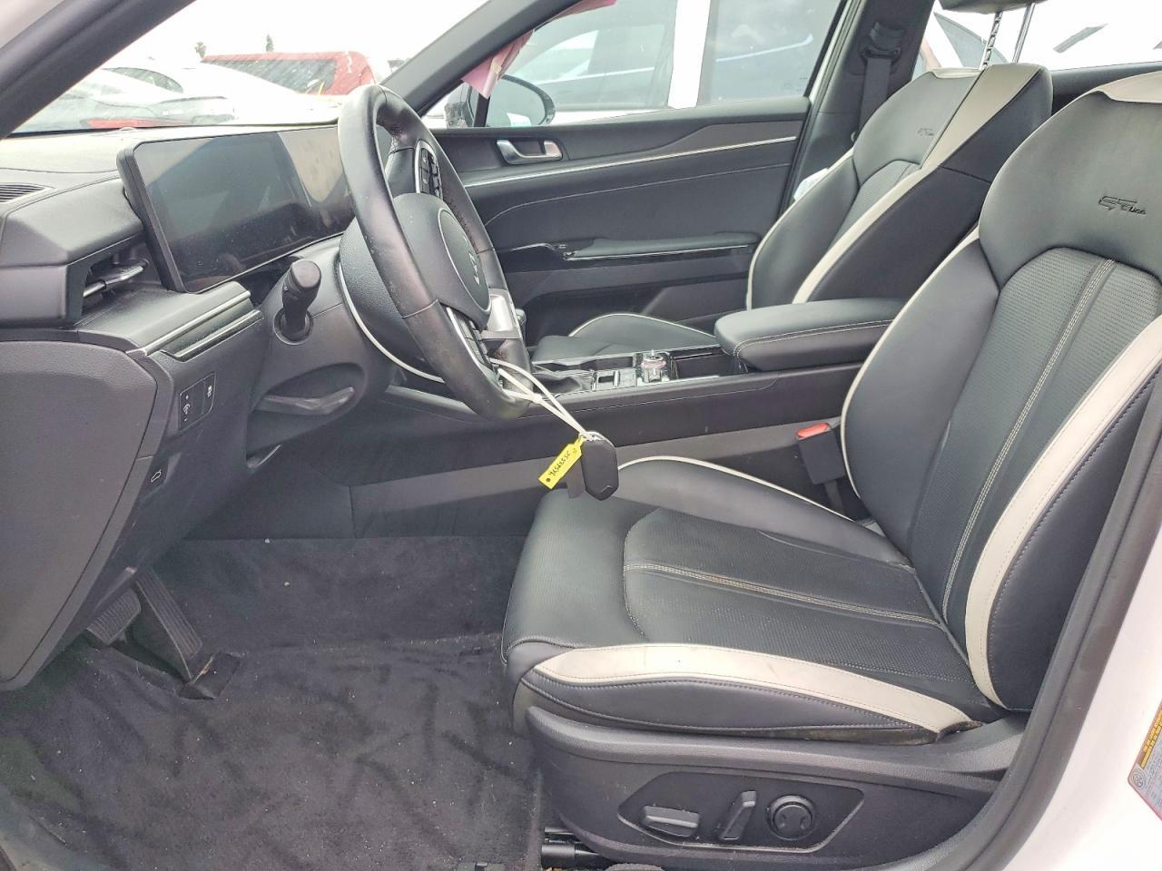 2025 Kia K5 - Фото 7