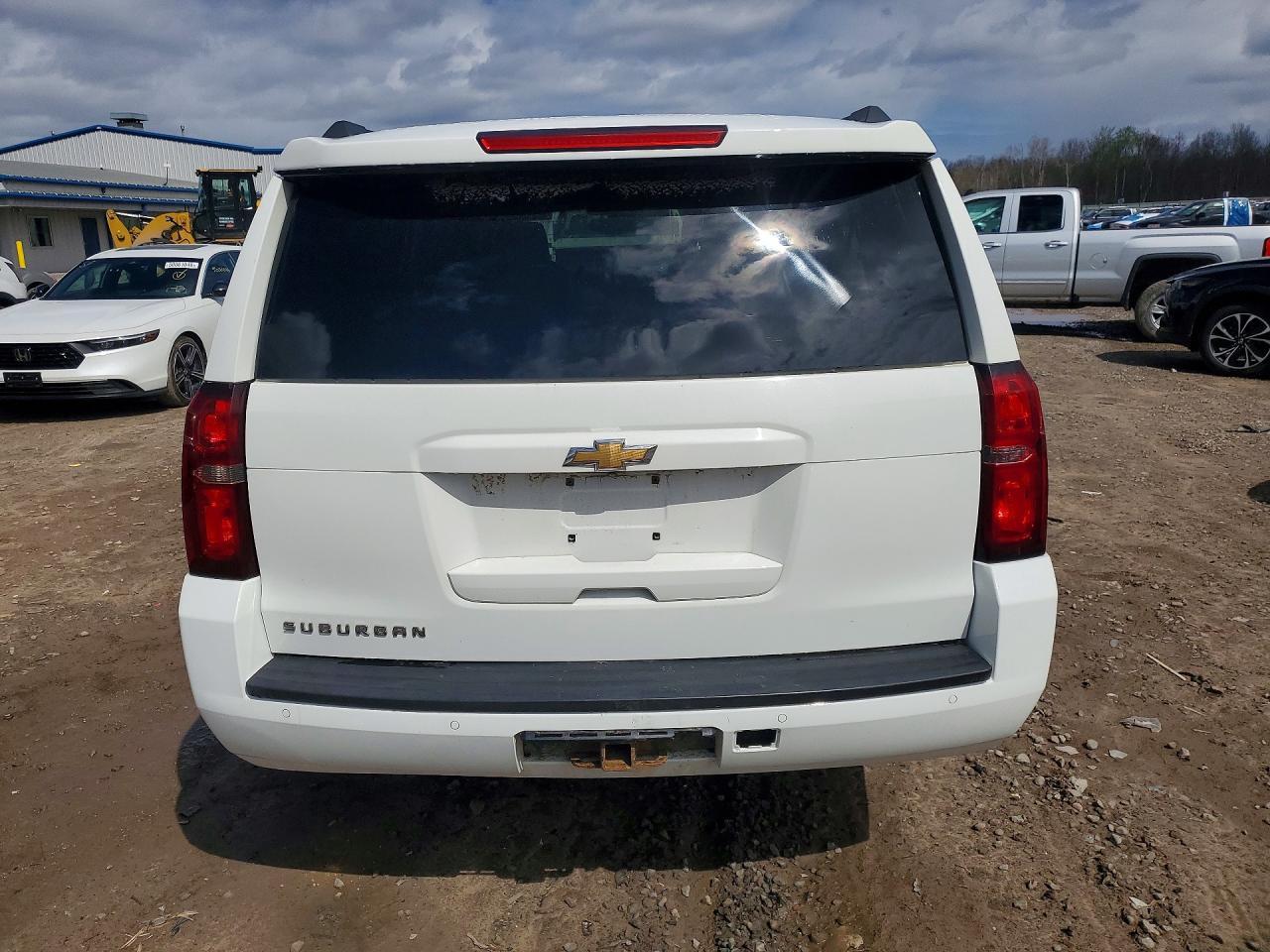 2017 Chevrolet Suburban K1500 Lt - Фото 6