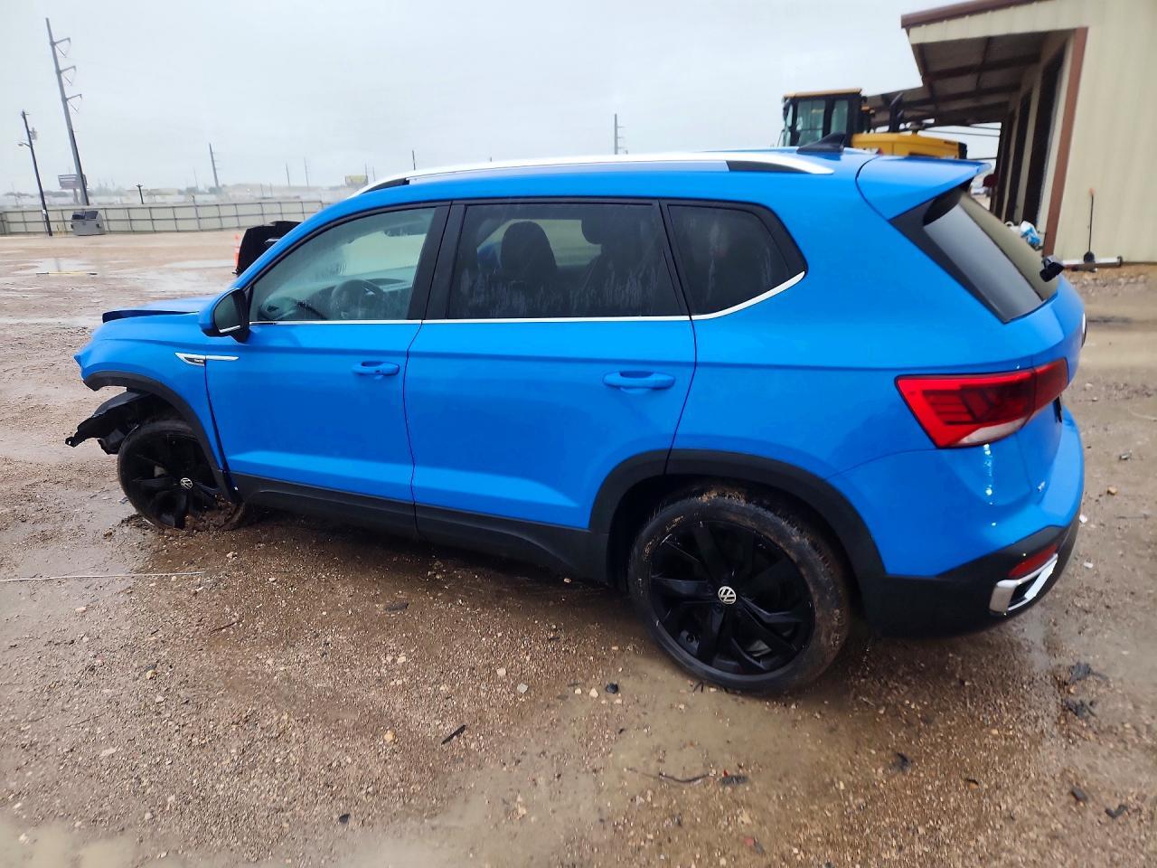 2023 Volkswagen Taos Se - Фото 2