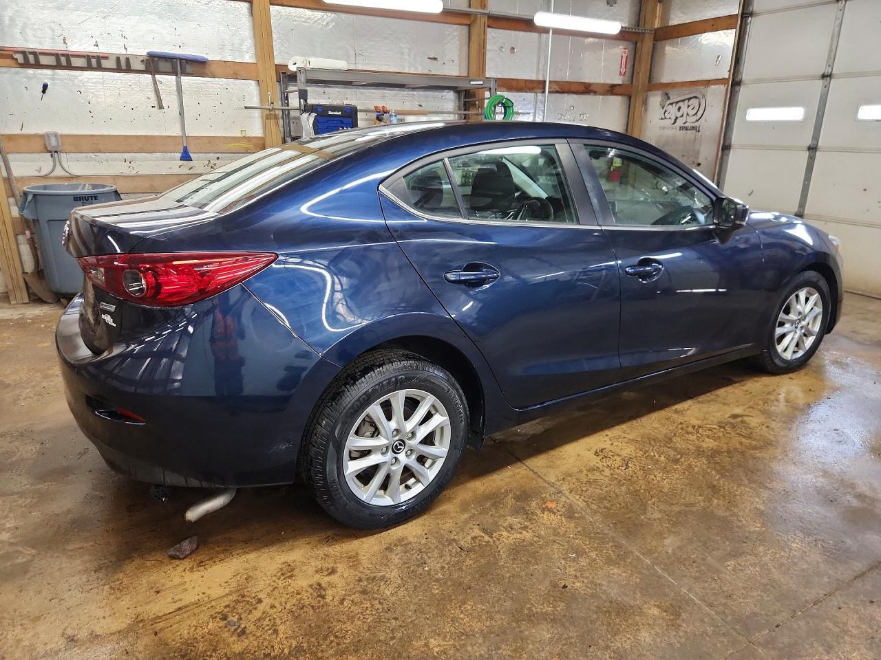 2017 Mazda 3 Sport - Image 3