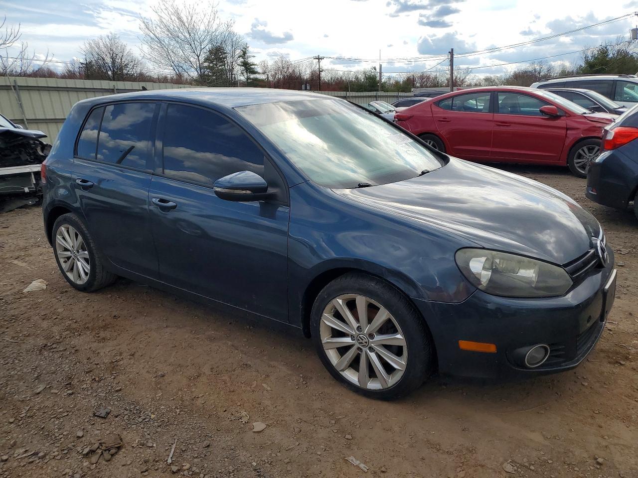 2012 Volkswagen Golf - Image 4
