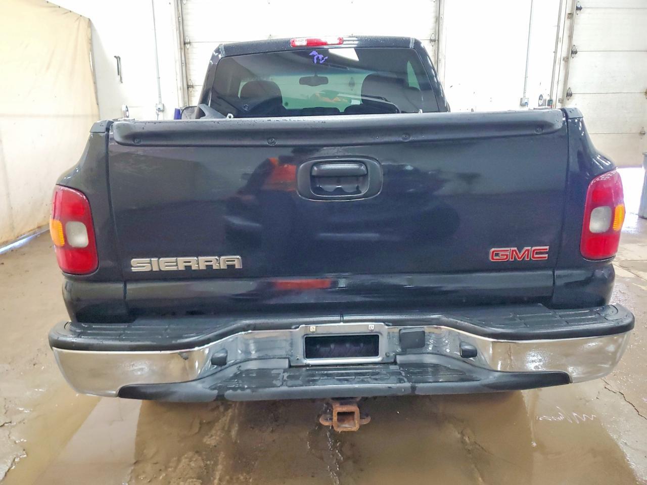 2002 GMC New Sierra K1500 - Image 6