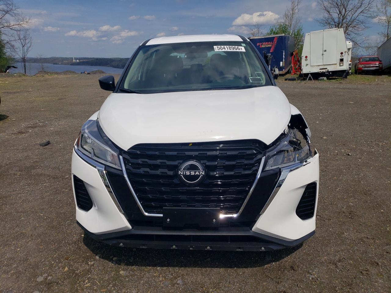 2025 Nissan Kicks Play S - Фото 5