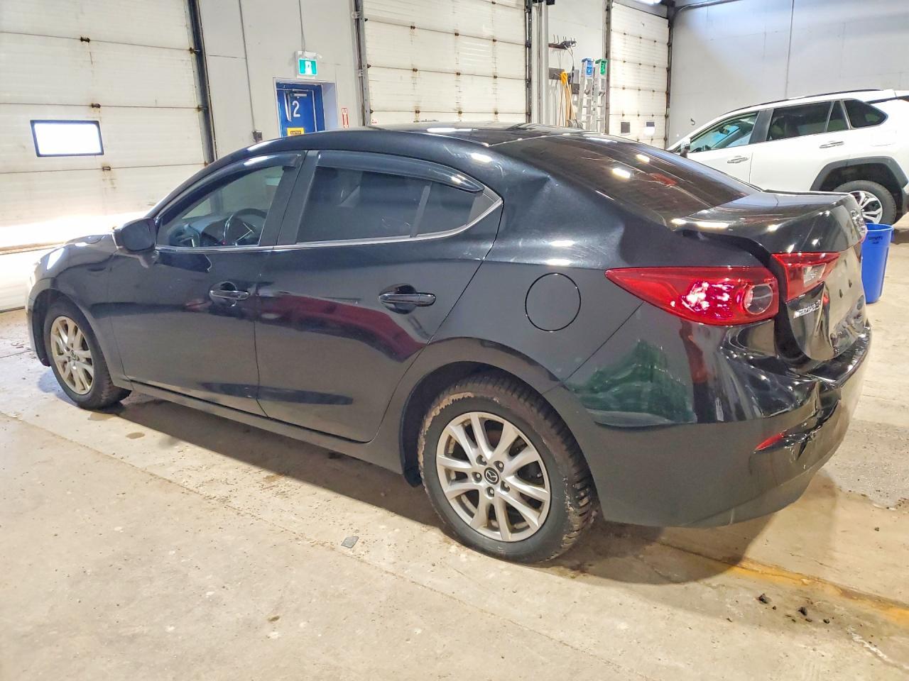 2018 Mazda 3 Gs - Image 2