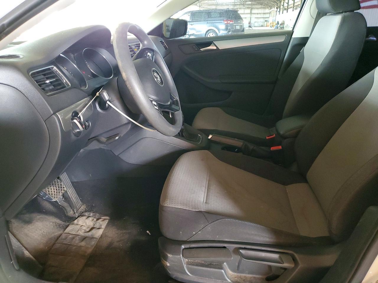 2017 Volkswagen Jetta S - Фото 7