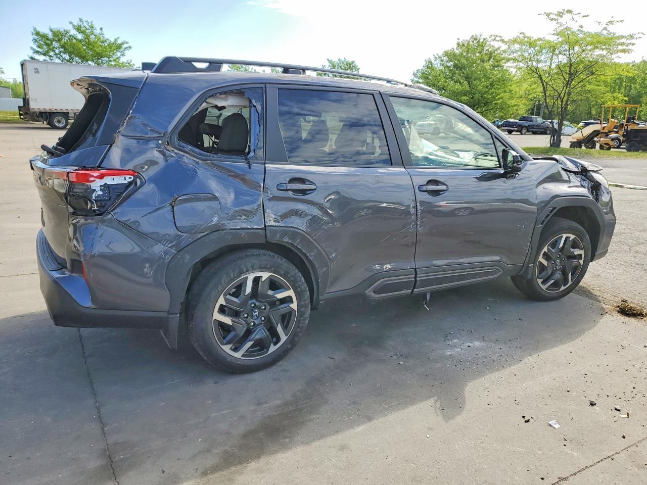 2025 Subaru Forester Limited - Фото 3