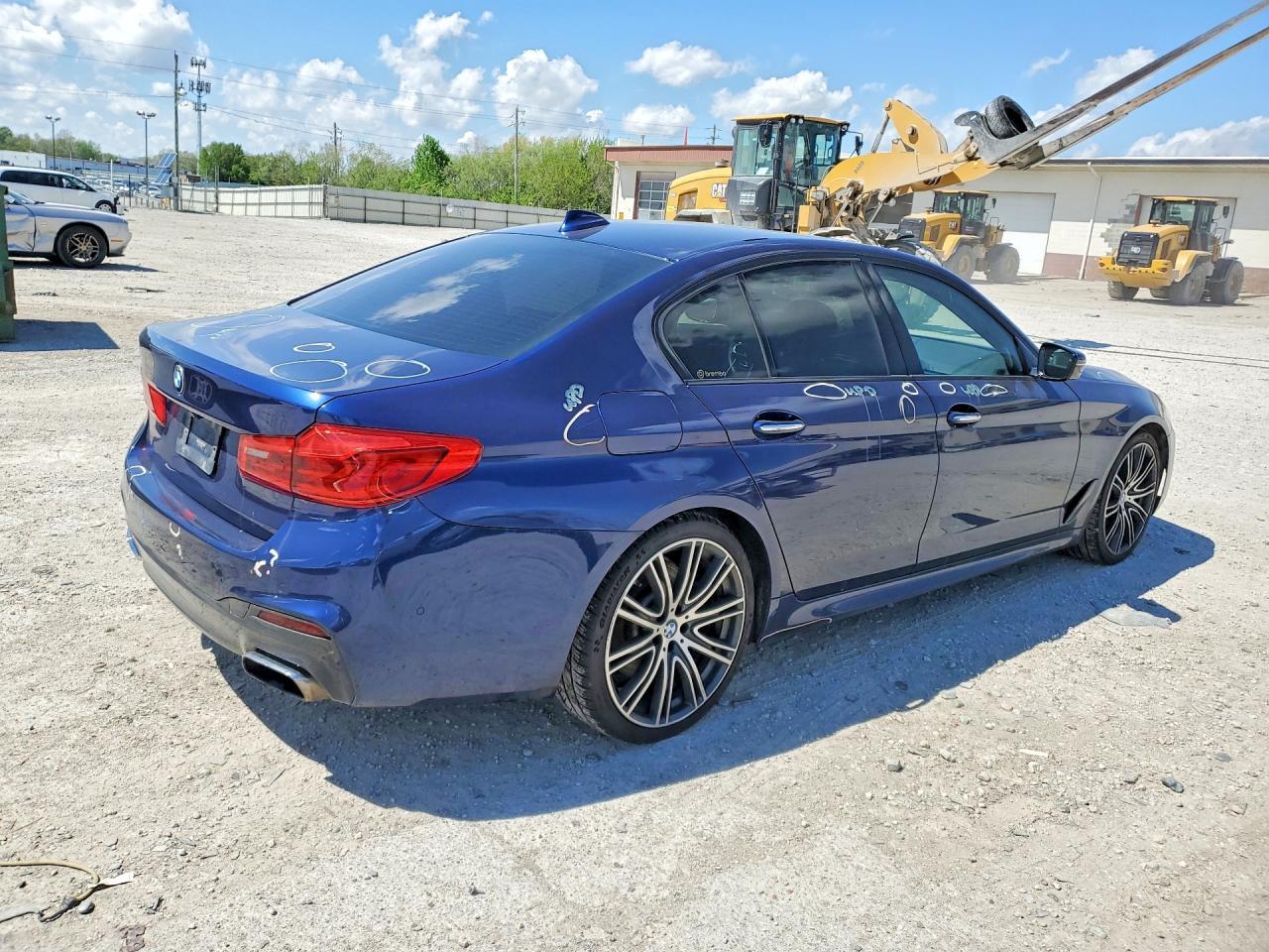 2017 BMW 540 Xi - Фото 3