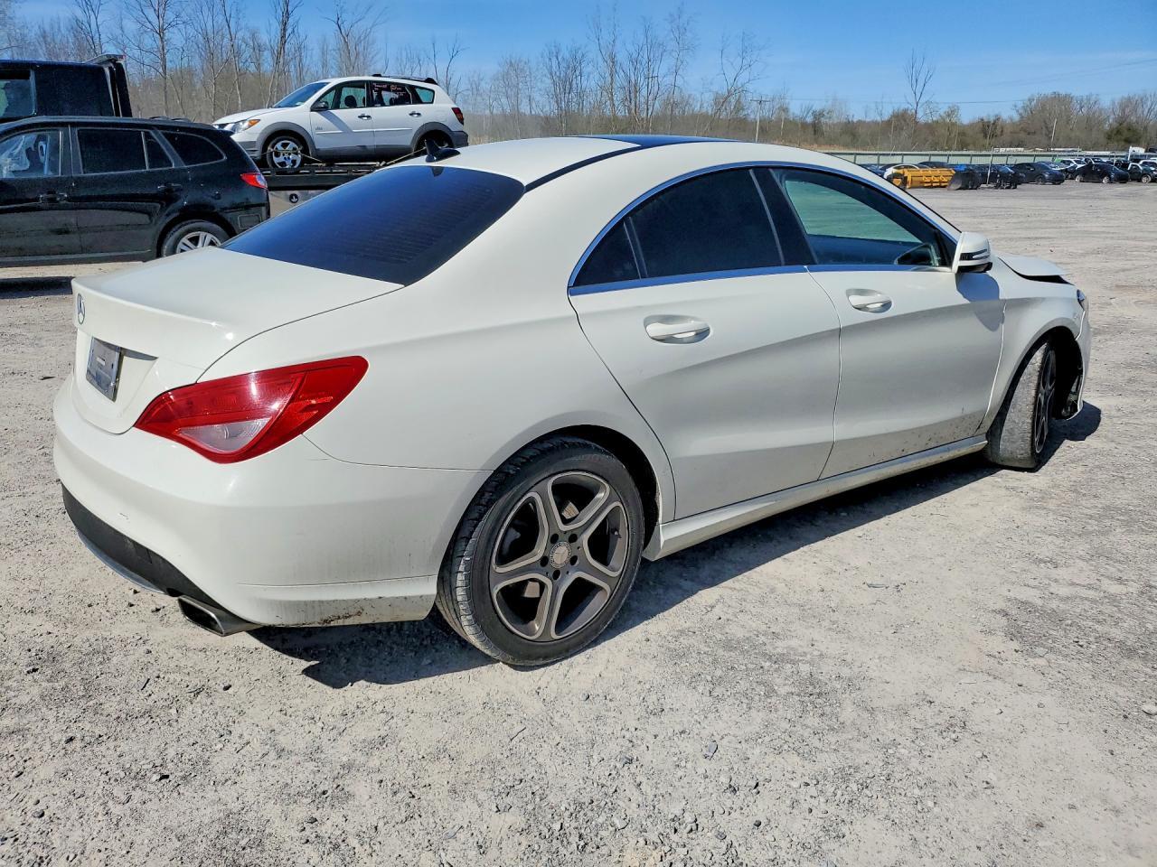2014 Mercedes-Benz Cla 250 - Image 3