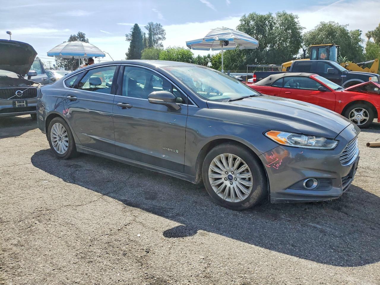 2015 Ford Fusion Se Hybrid - Image 4