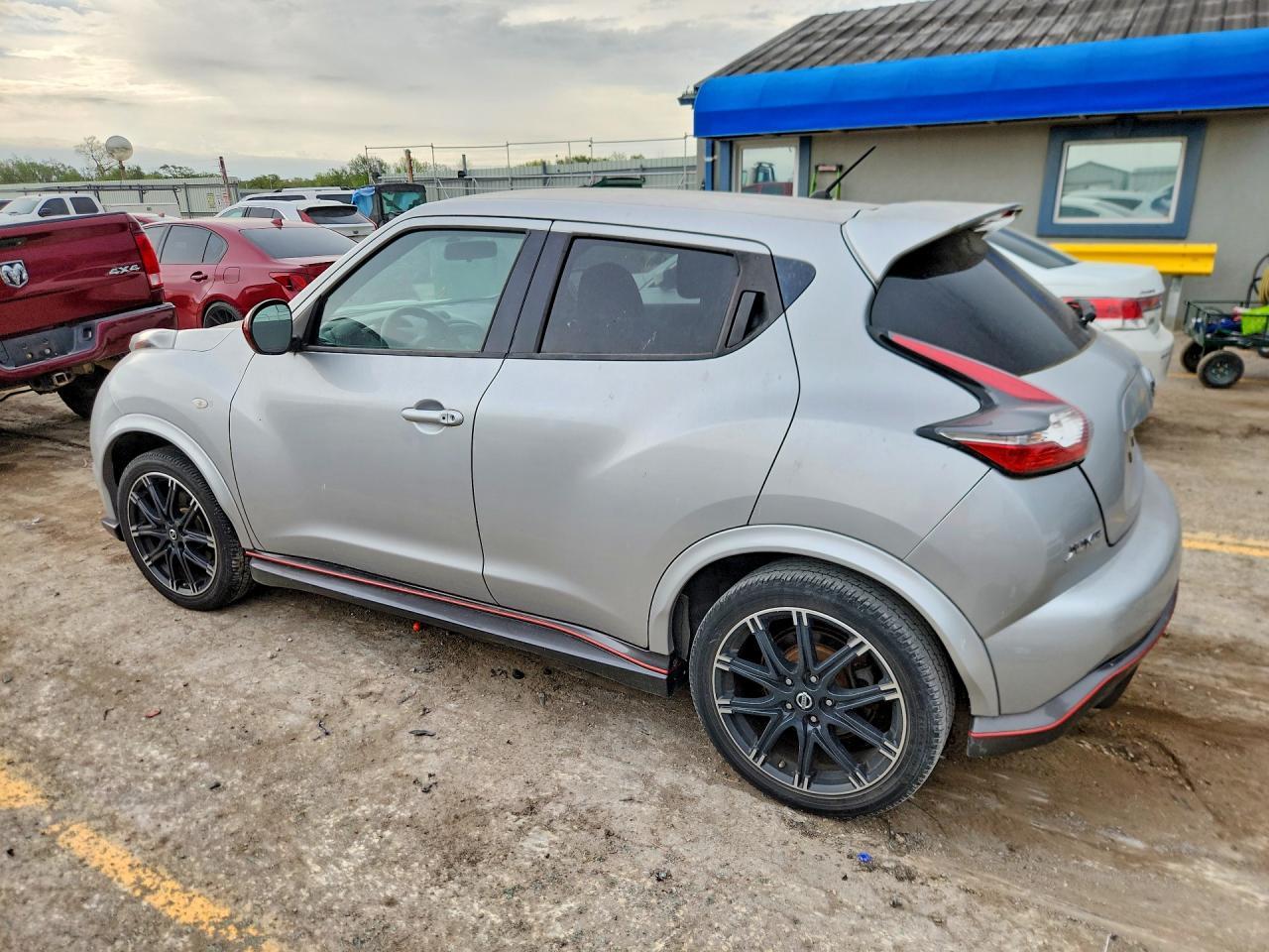 2013 Nissan Juke S - Фото 2