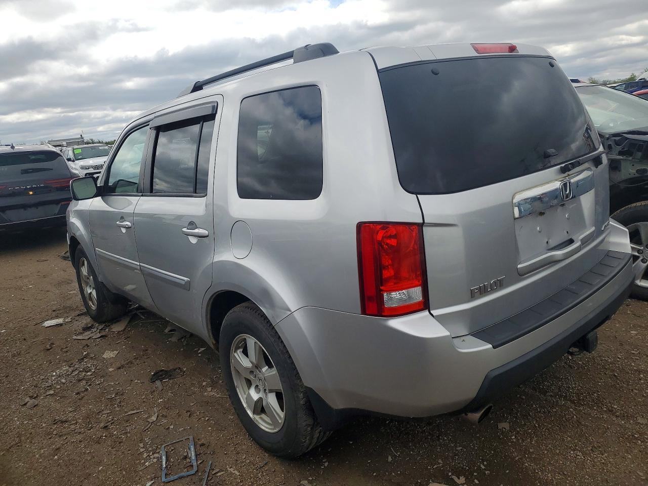 2011 Honda Pilot Exl - Image 2