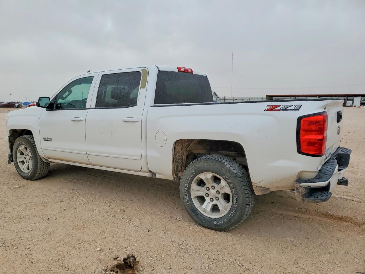 2018 Chevrolet Silverado K1500 Lt - Image 2