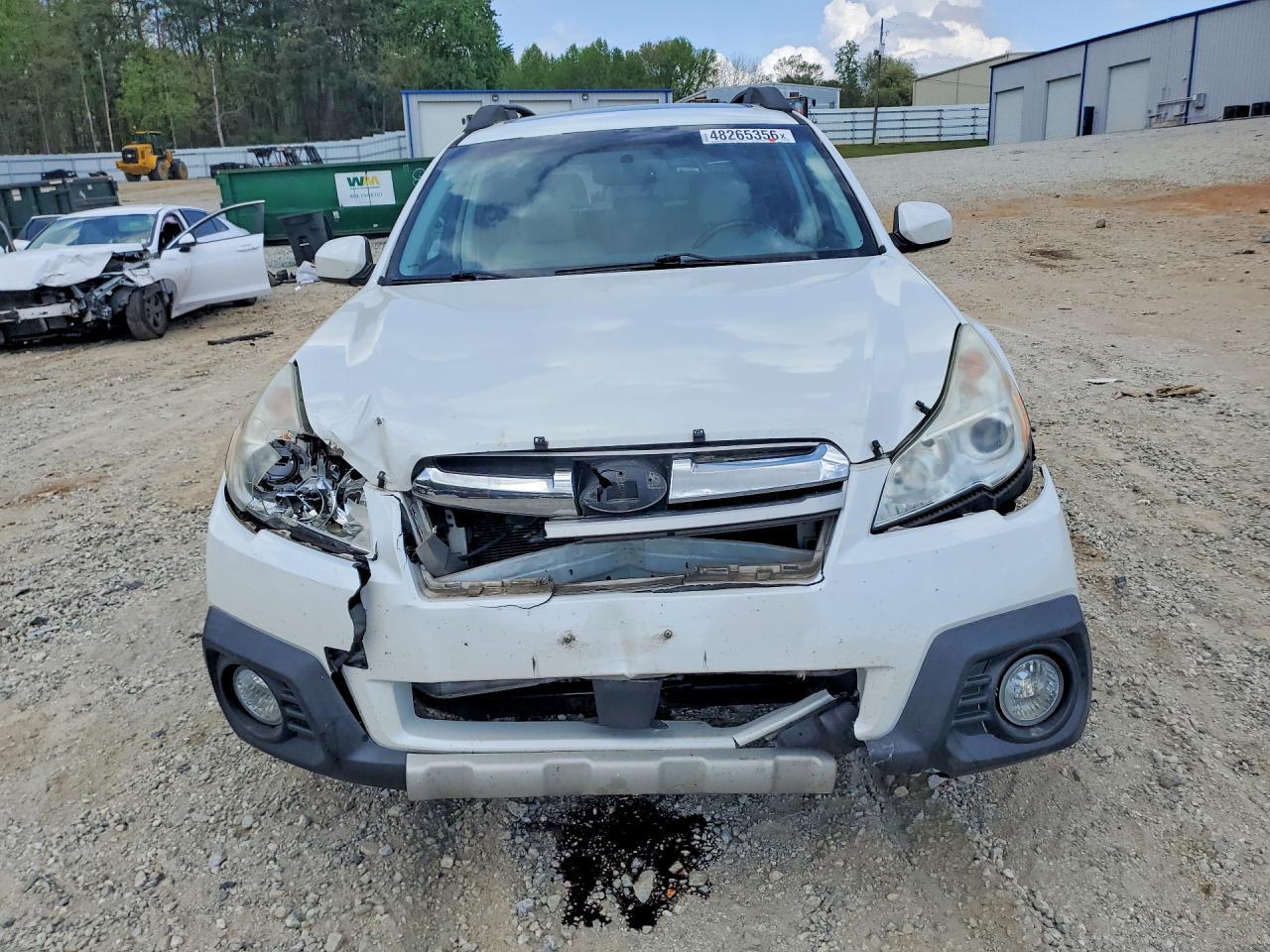 2013 Subaru Outback 3.6R Limited - Image 5