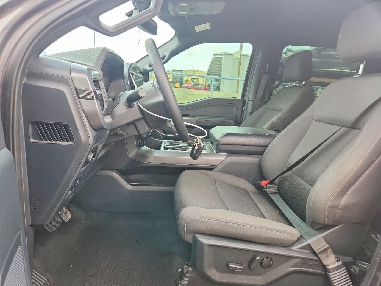 2025 Ford F150 Xlt - Фото 7