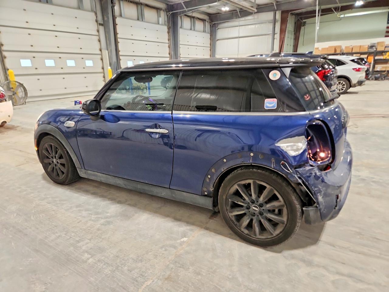 2015 Mini Cooper S - Фото 2