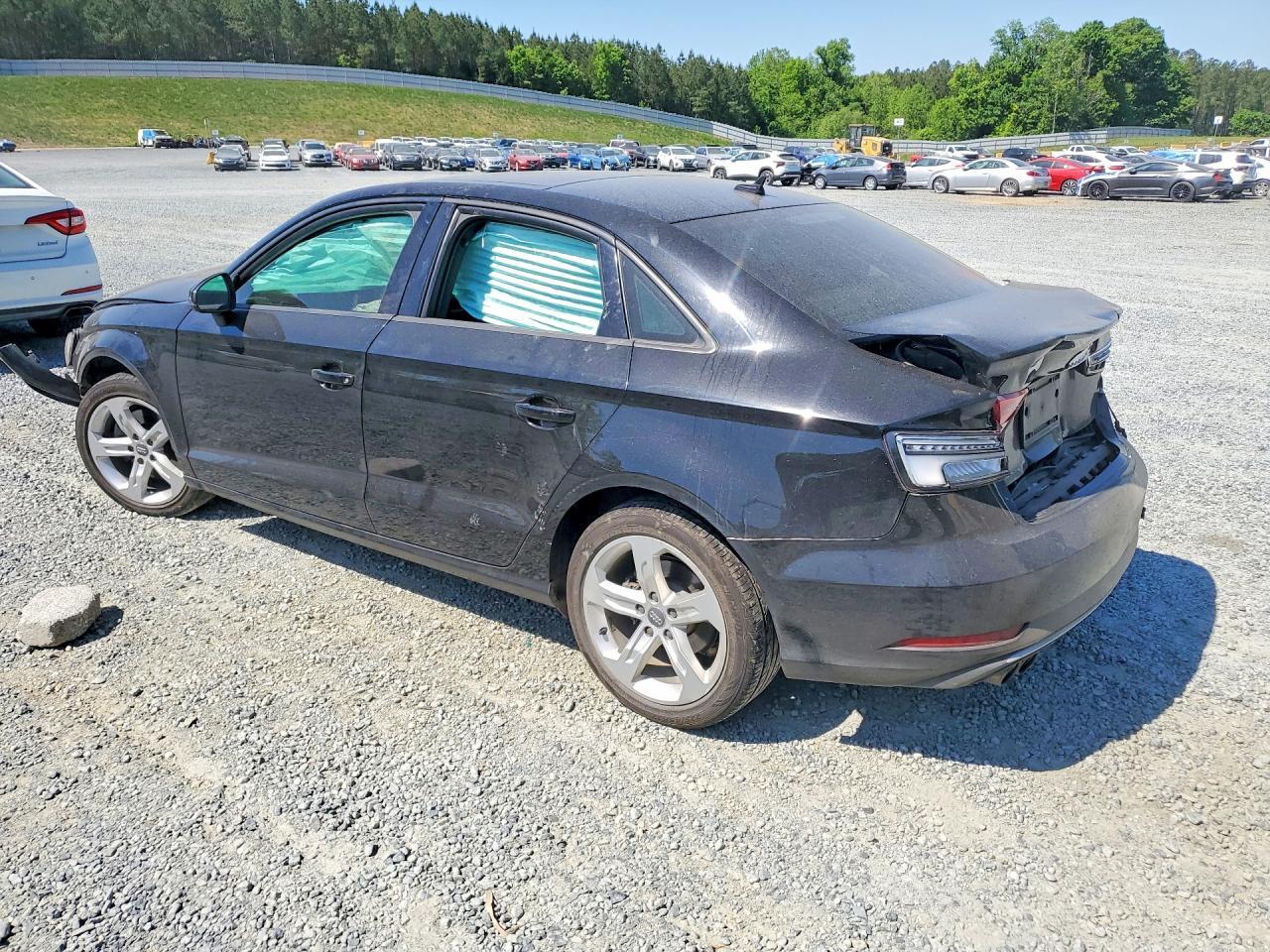 2018 Audi A3 Premium - Фото 2