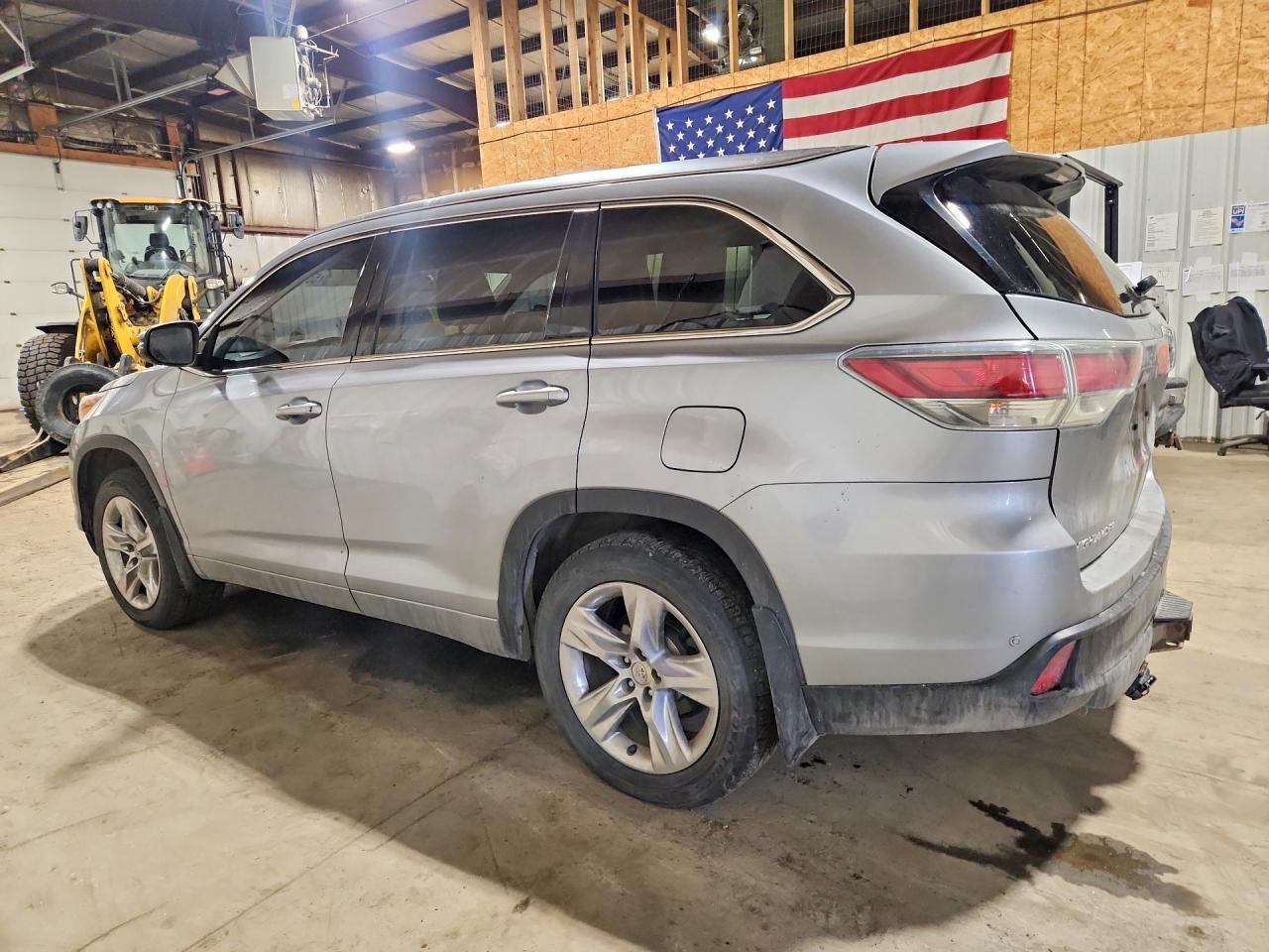 2014 Toyota Highlander Limited Platinum - Фото 2