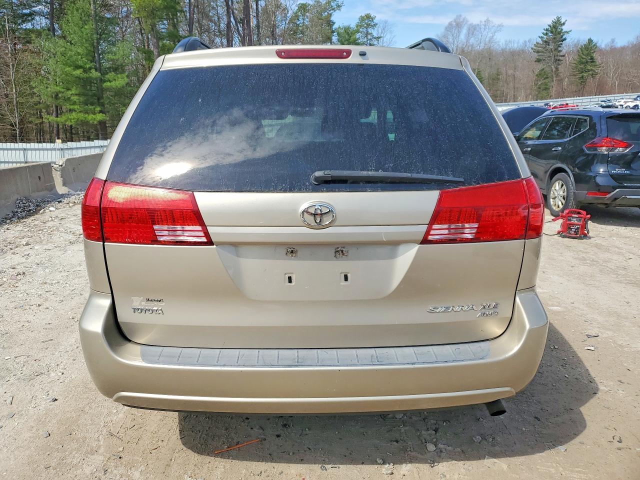 2005 Toyota Sienna Xle 7 Passenger - Фото 6