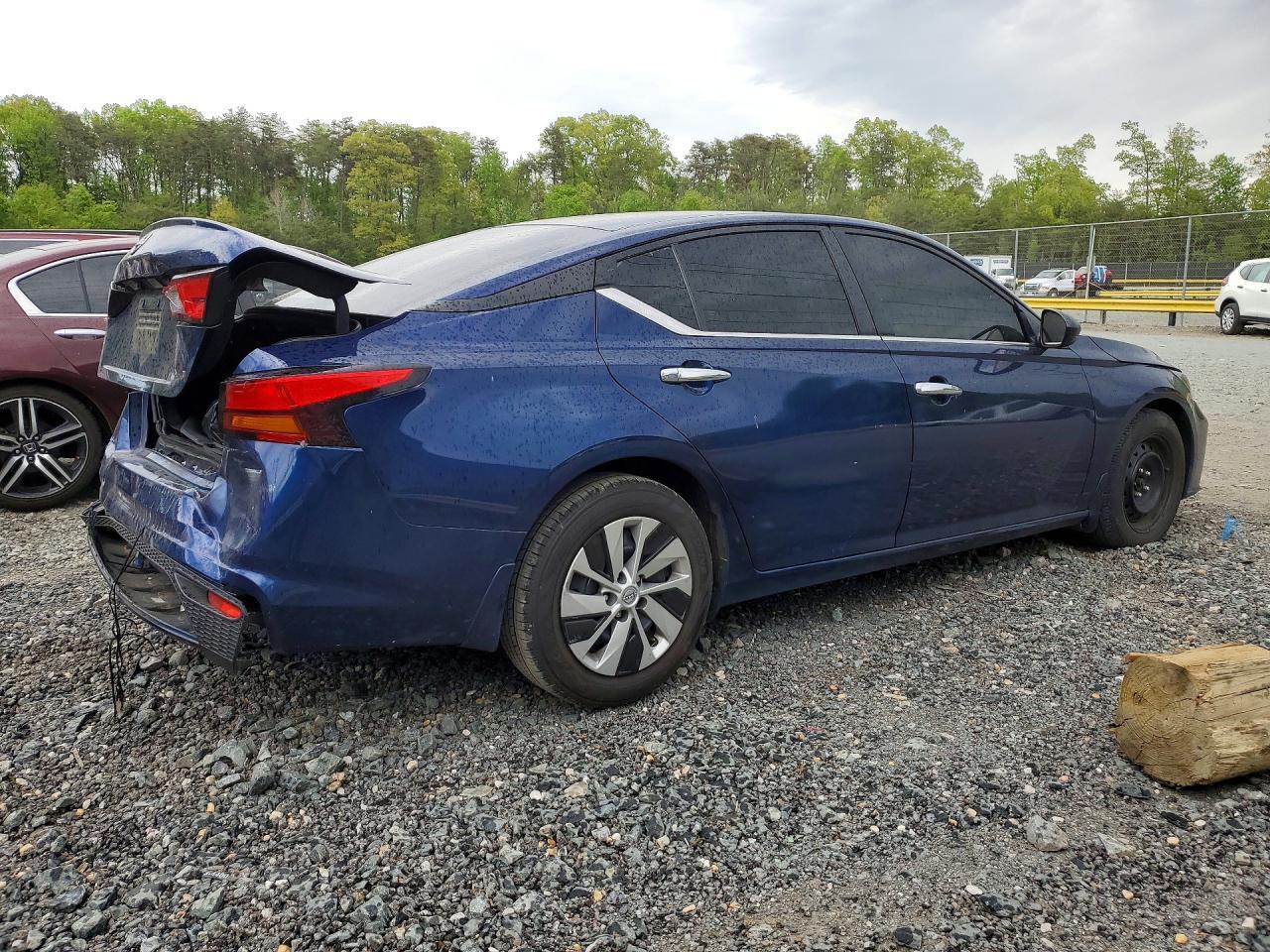 2024 Nissan Altima S - Фото 3