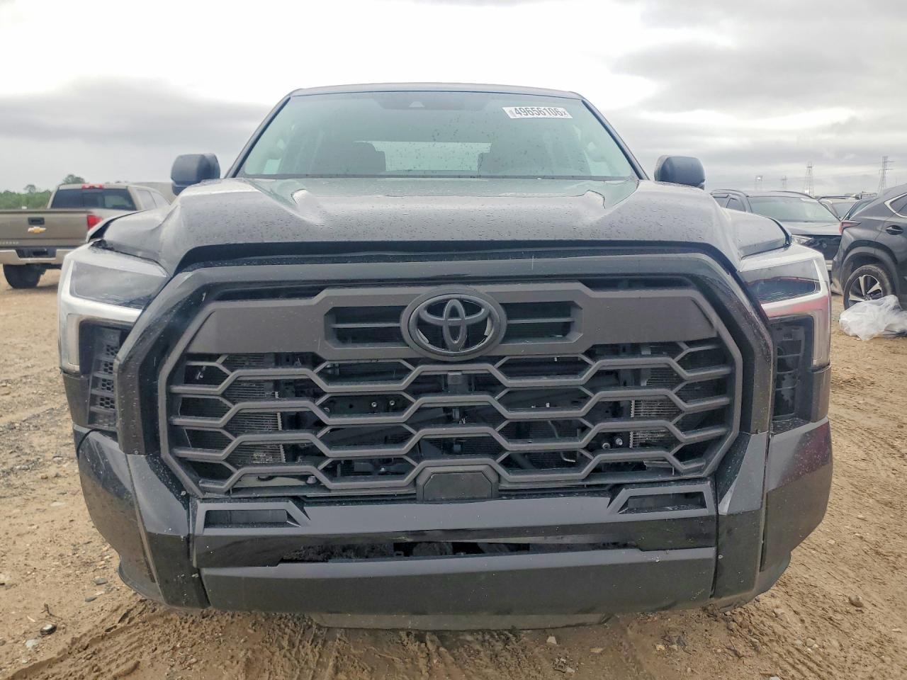 2024 Toyota Tundra Crewmax Sr5 - Image 5