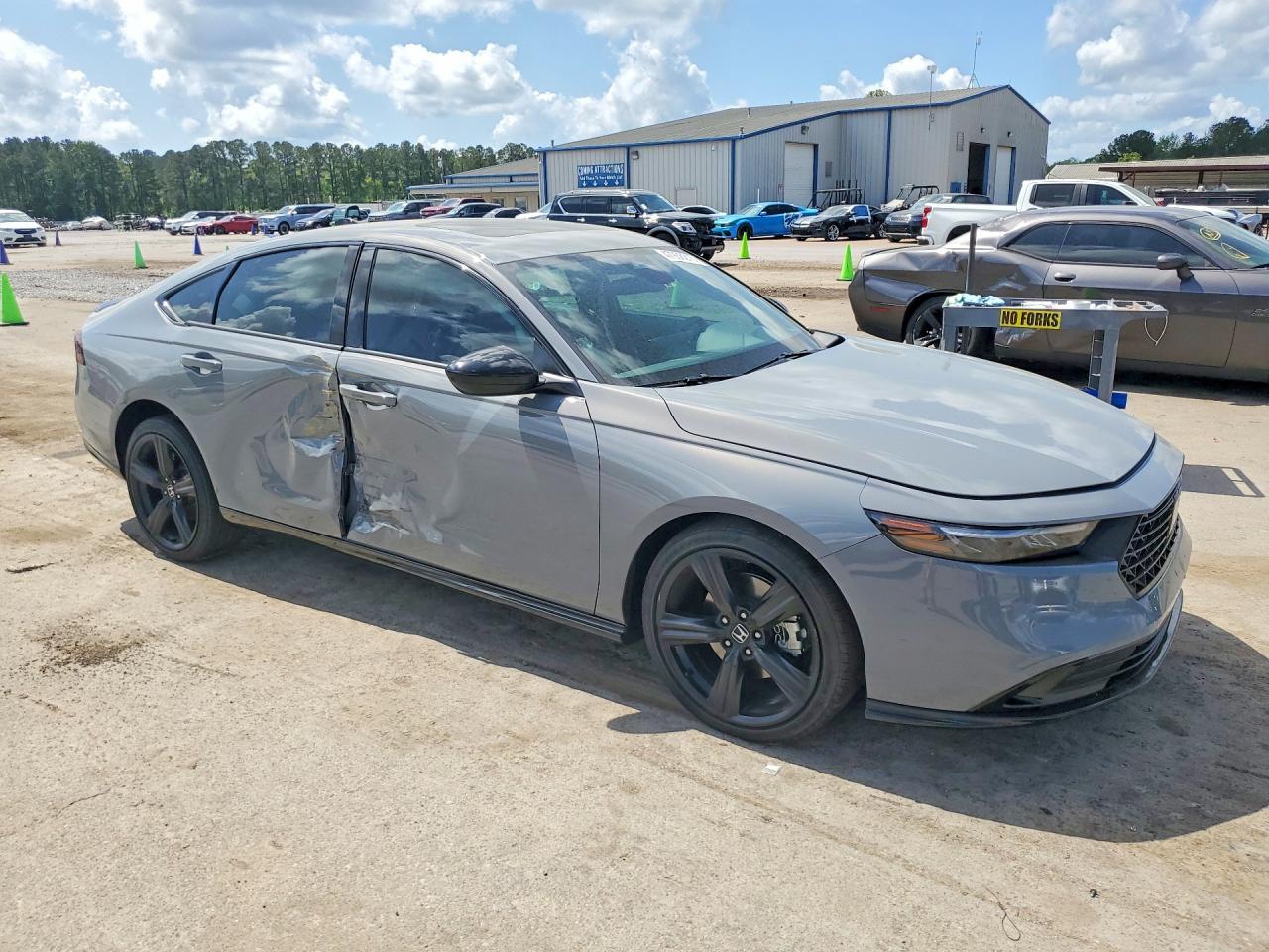 2025 Honda Accord Hybrid Sport-L - Image 4