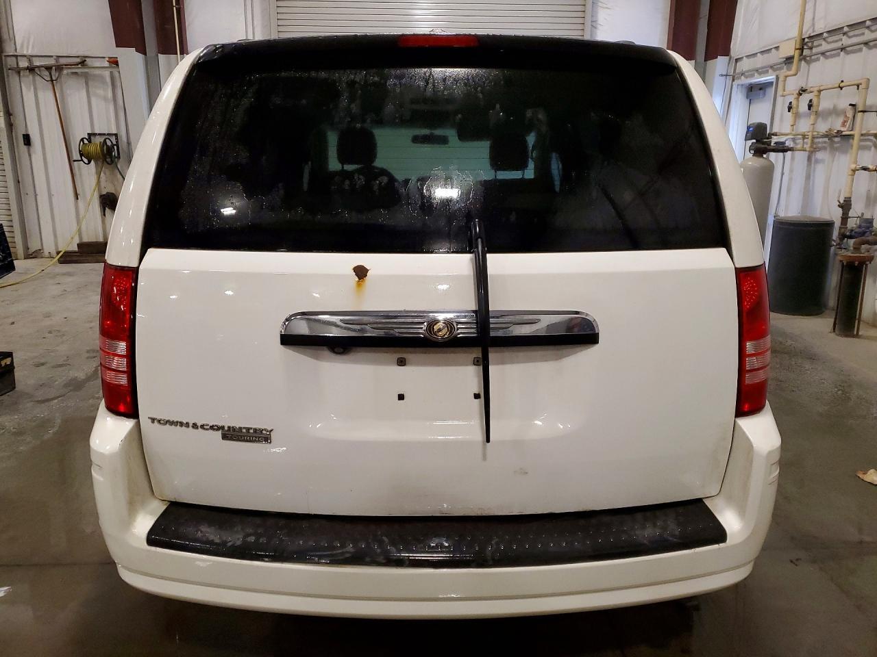 2008 Chrysler Town & Country Touring - Фото 6