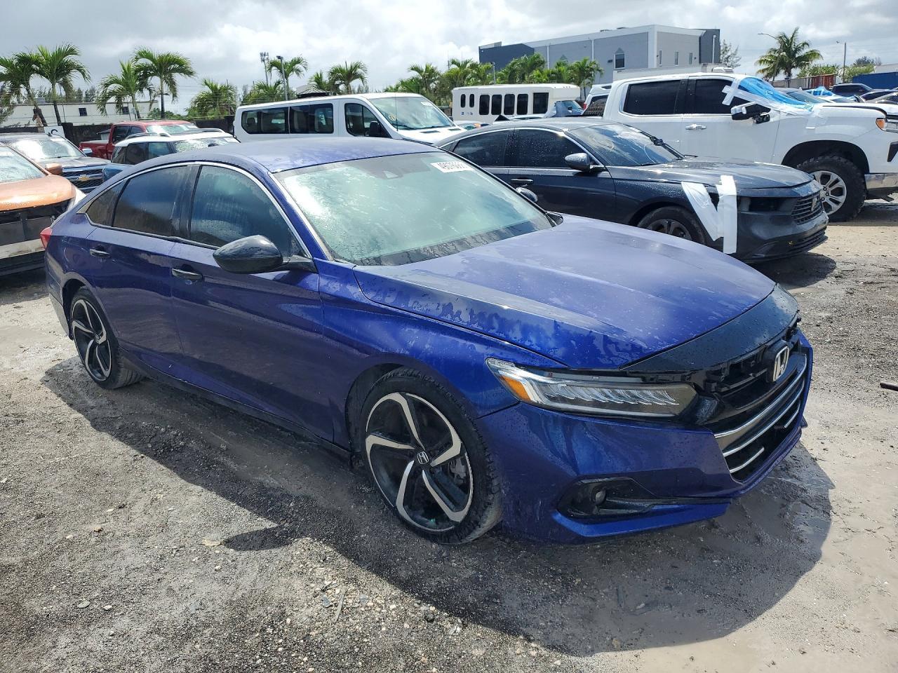 2020 Honda Accord Sport - Image 4