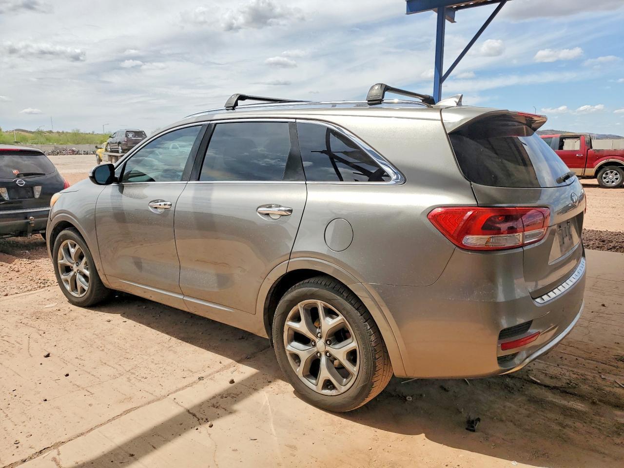 2016 Kia Sorento Sx V6 - Image 2