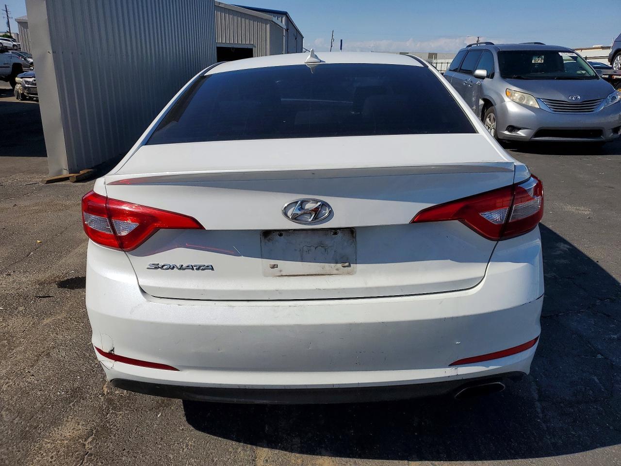 2016 Hyundai Sonata Se - Image 6