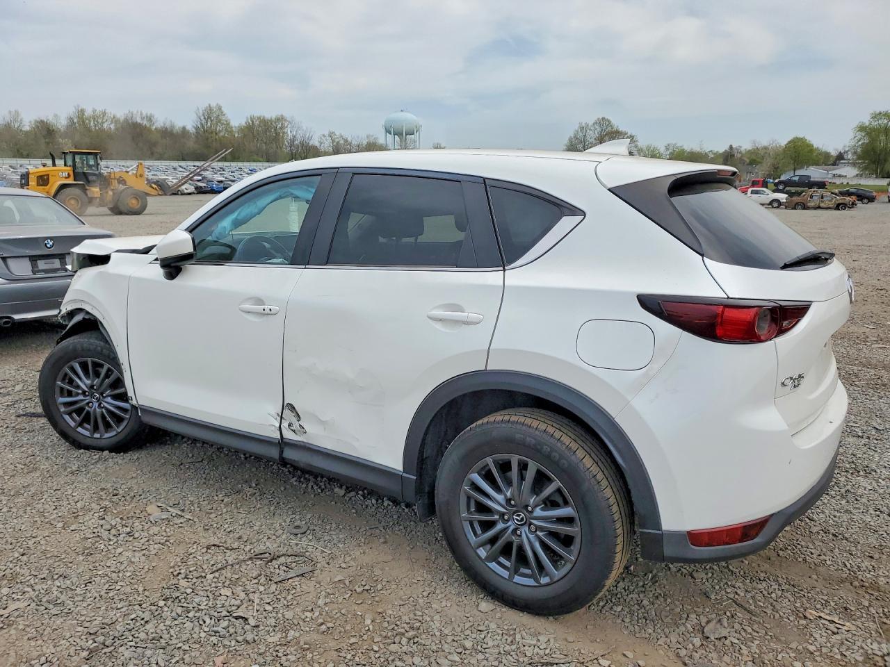 2020 Mazda Cx-5 Touring - Image 2