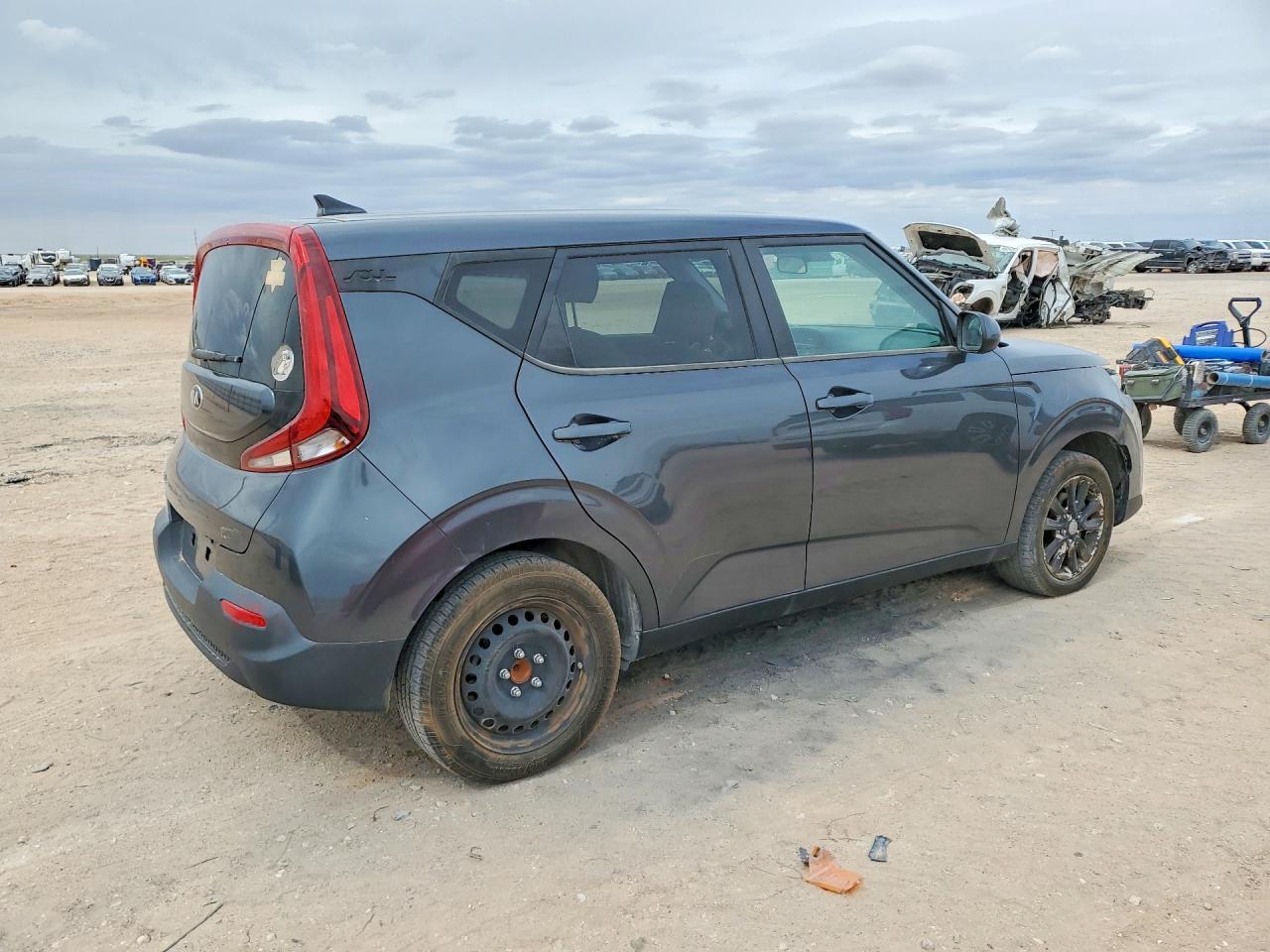 2020 Kia Soul Lx - Image 3