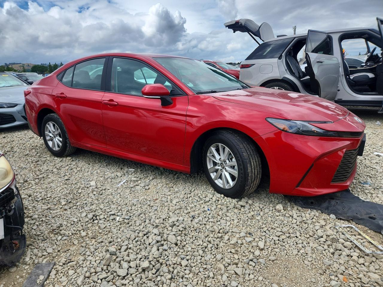 2025 Toyota Camry Le - Image 4