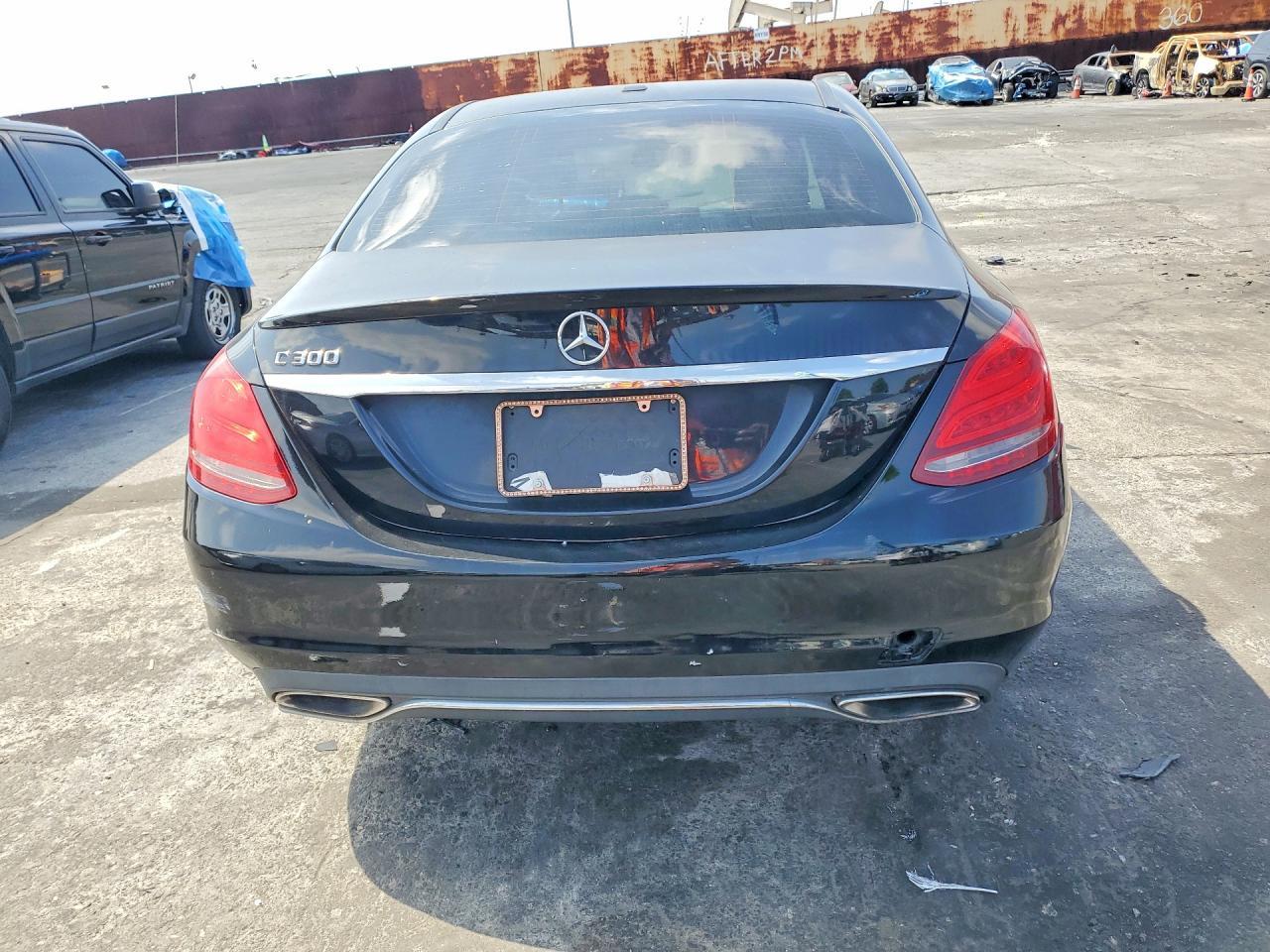 2015 Mercedes-Benz C 300 - Фото 6