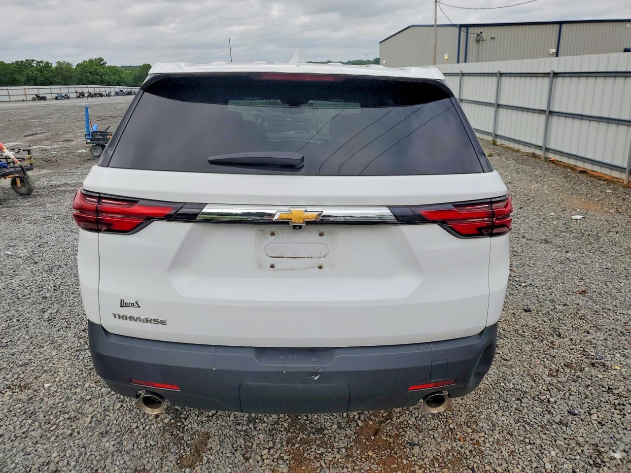 2023 Chevrolet Traverse Ls - Image 6