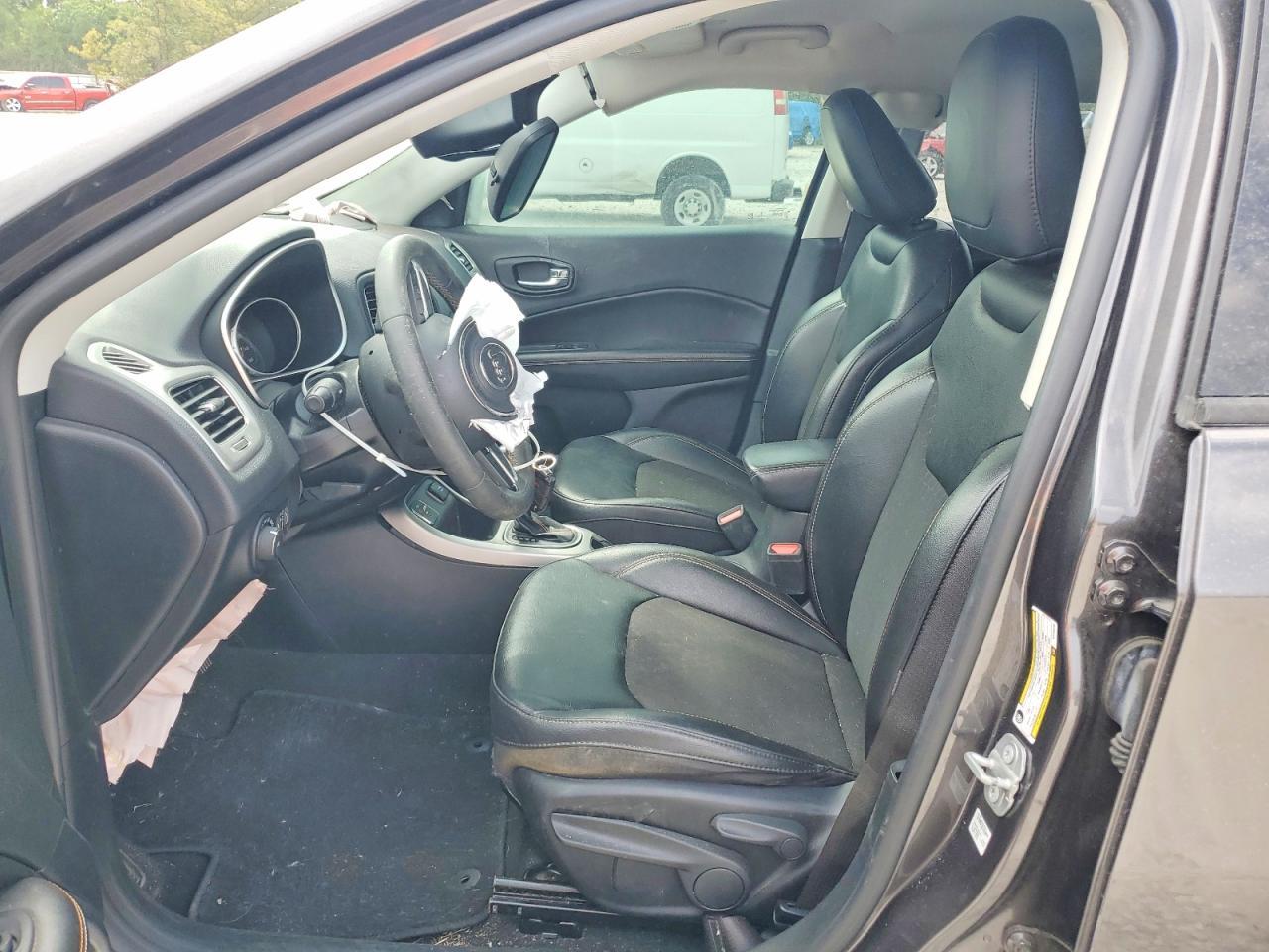 2021 Jeep Compass Latitude - Image 7
