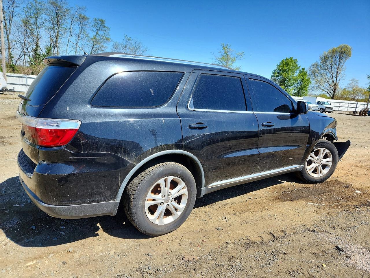 2012 Dodge Durango Sxt - Image 3