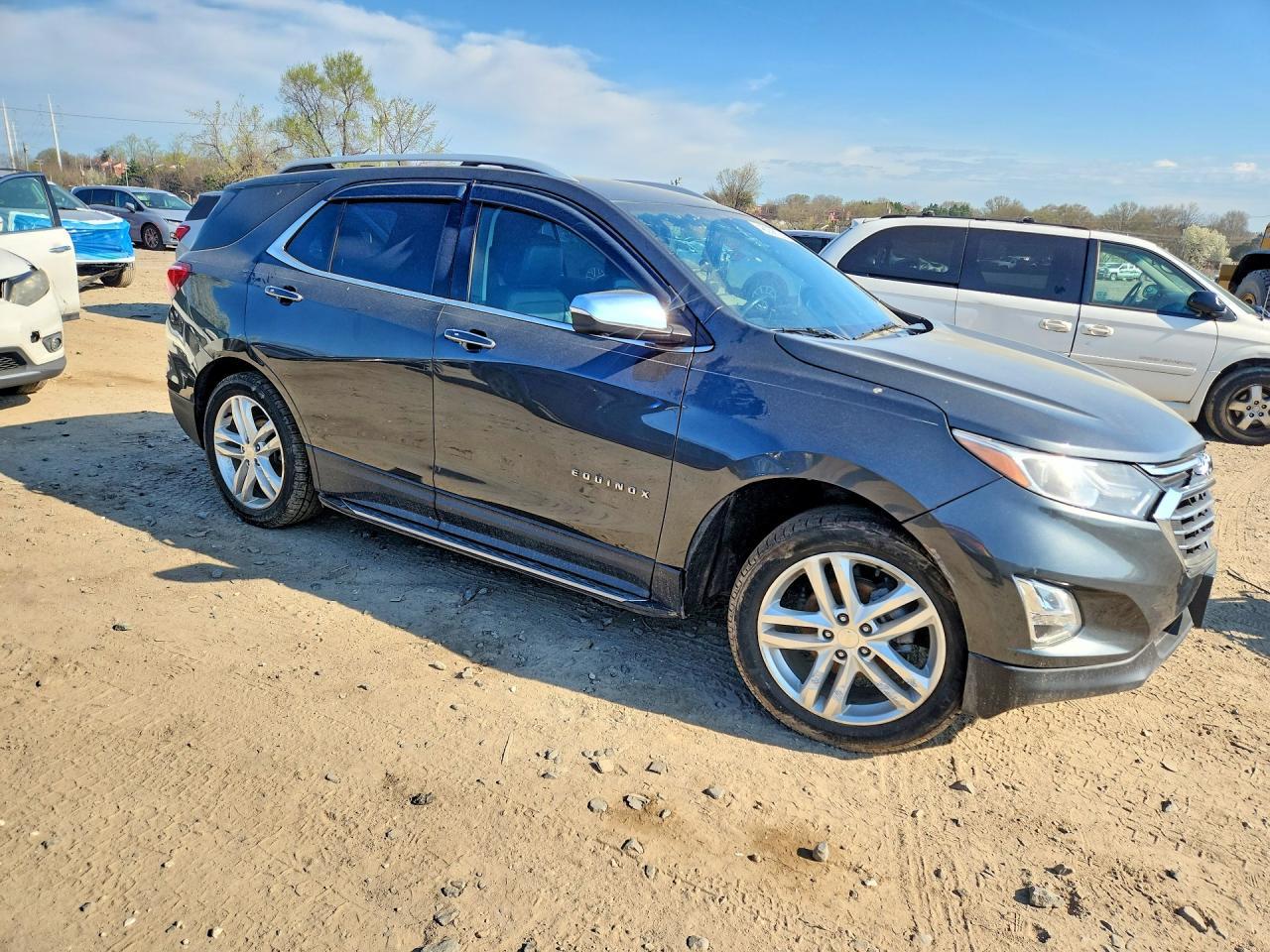 2019 Chevrolet Equinox Premier - Image 4