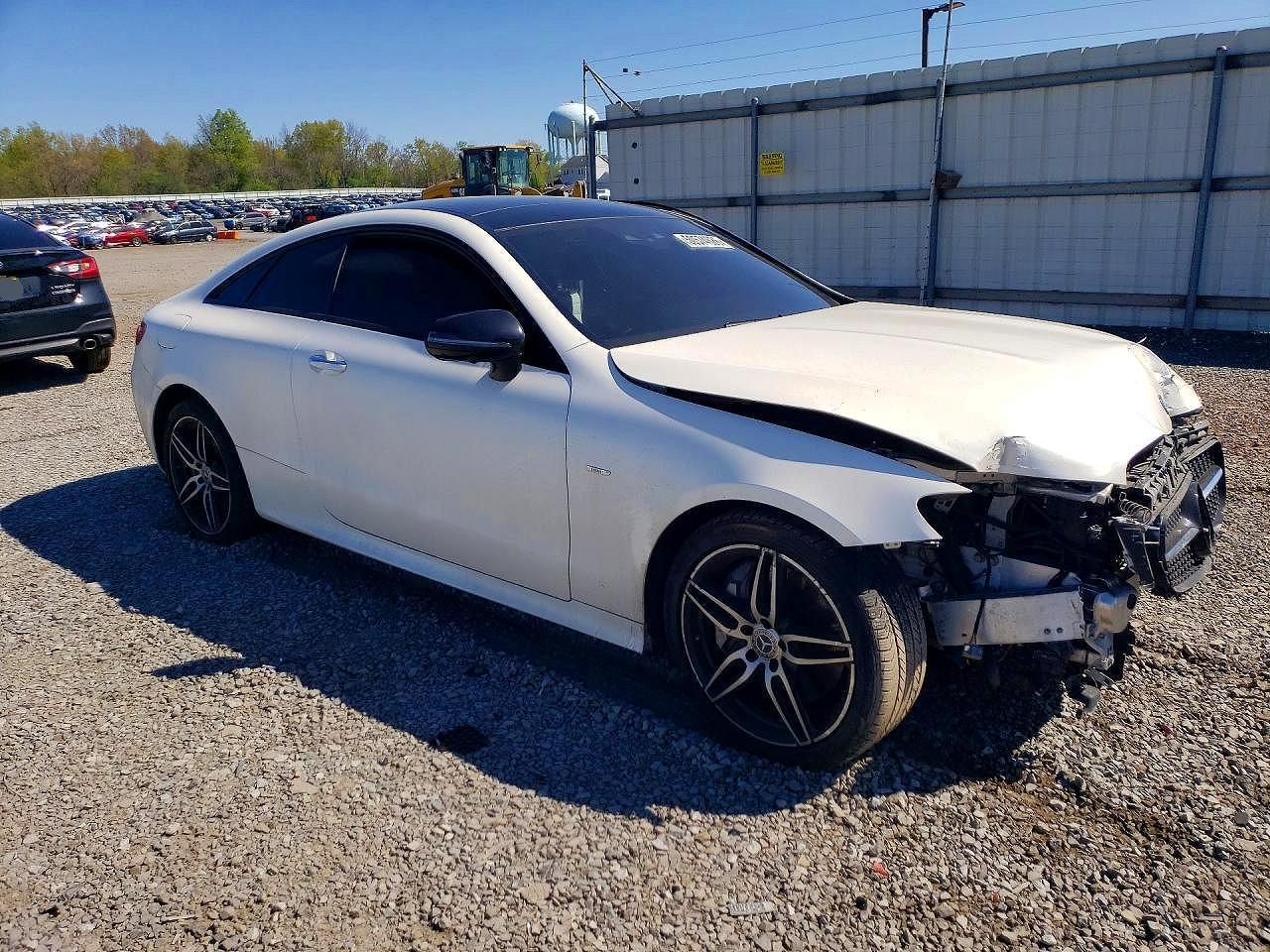 2018 Mercedes-Benz E 400 4Matic - Фото 4