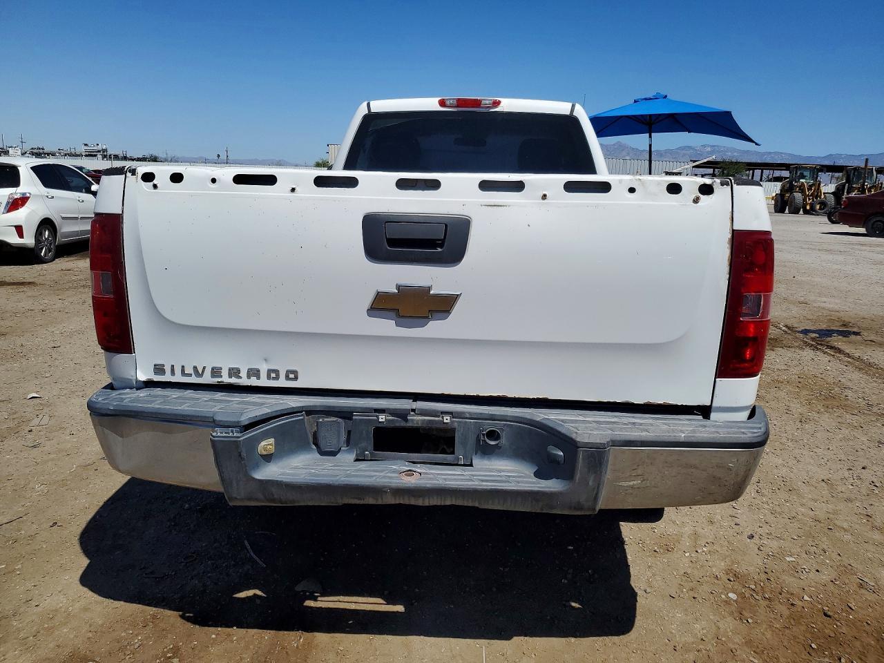 2009 Chevrolet Silverado C1500 - Image 6