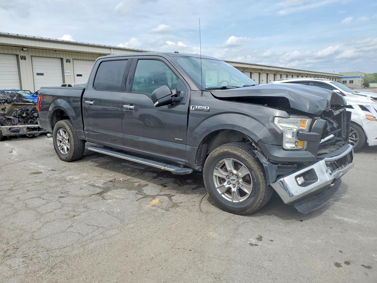 2015 Ford F150 Supercrew - Фото 4