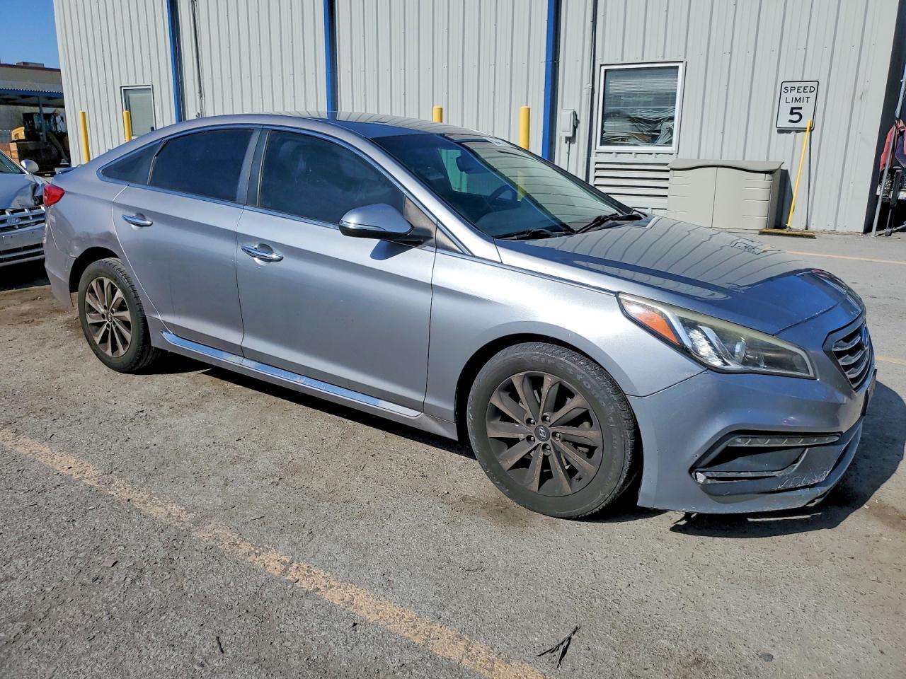 2015 Hyundai Sonata Sport - Image 4