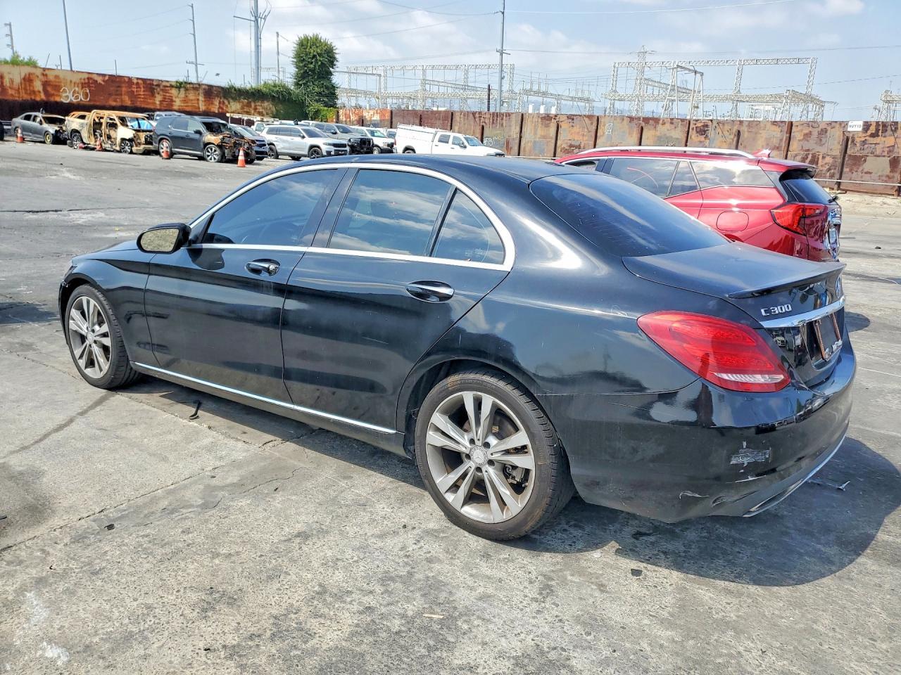 2015 Mercedes-Benz C 300 - Фото 2