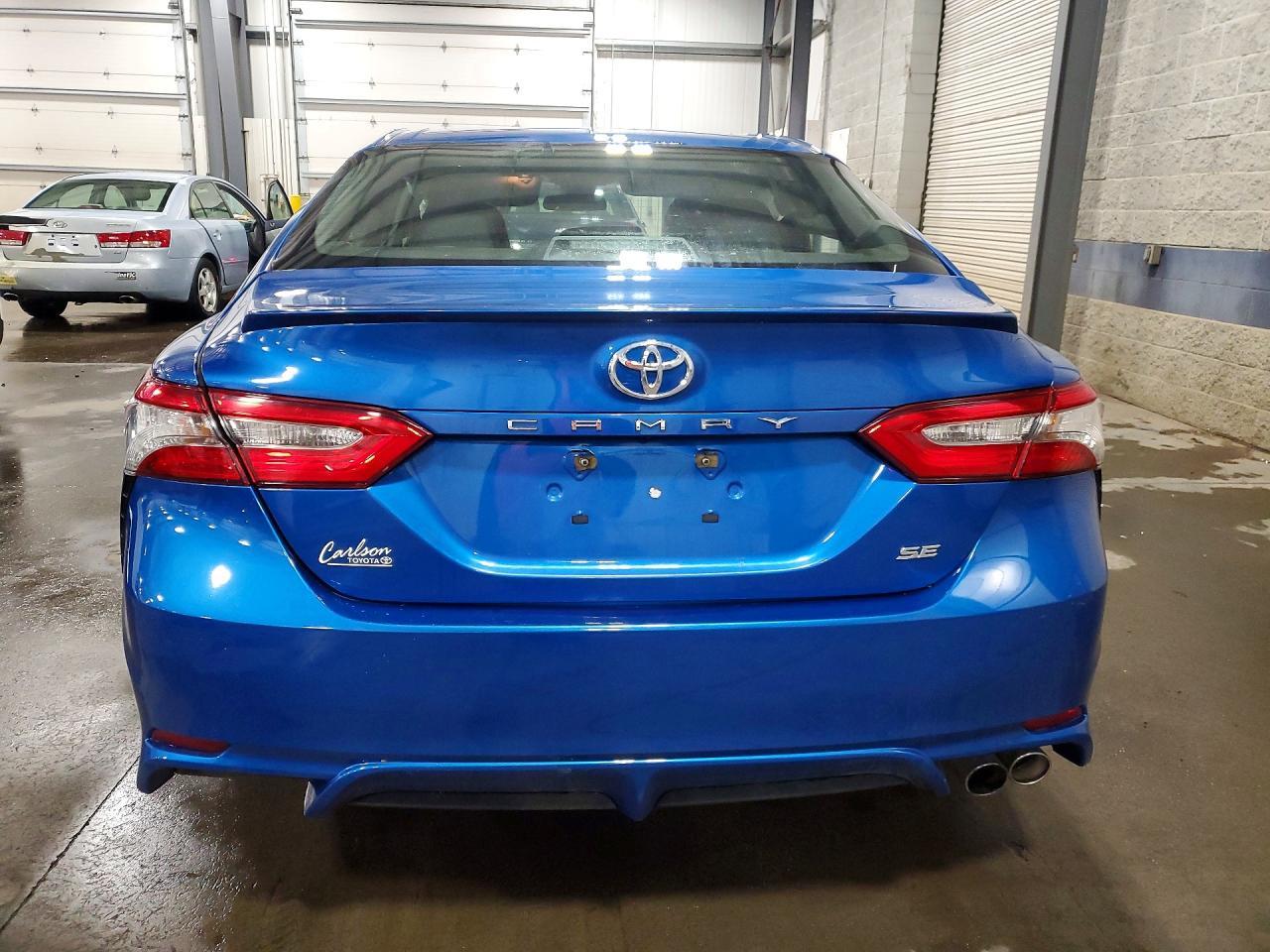 2018 Toyota Camry Se - Фото 6
