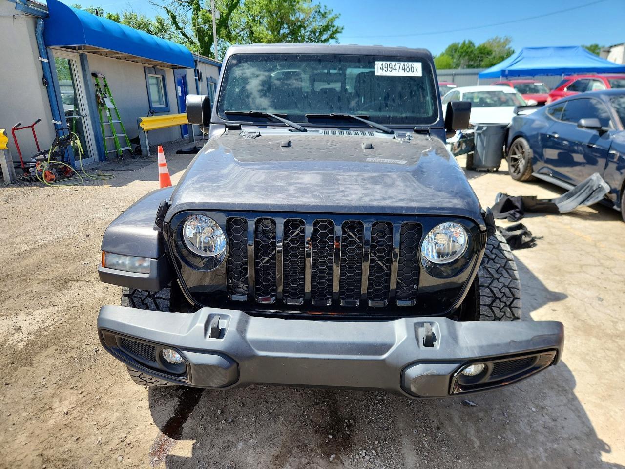 2022 Jeep Gladiator Sport - Image 5