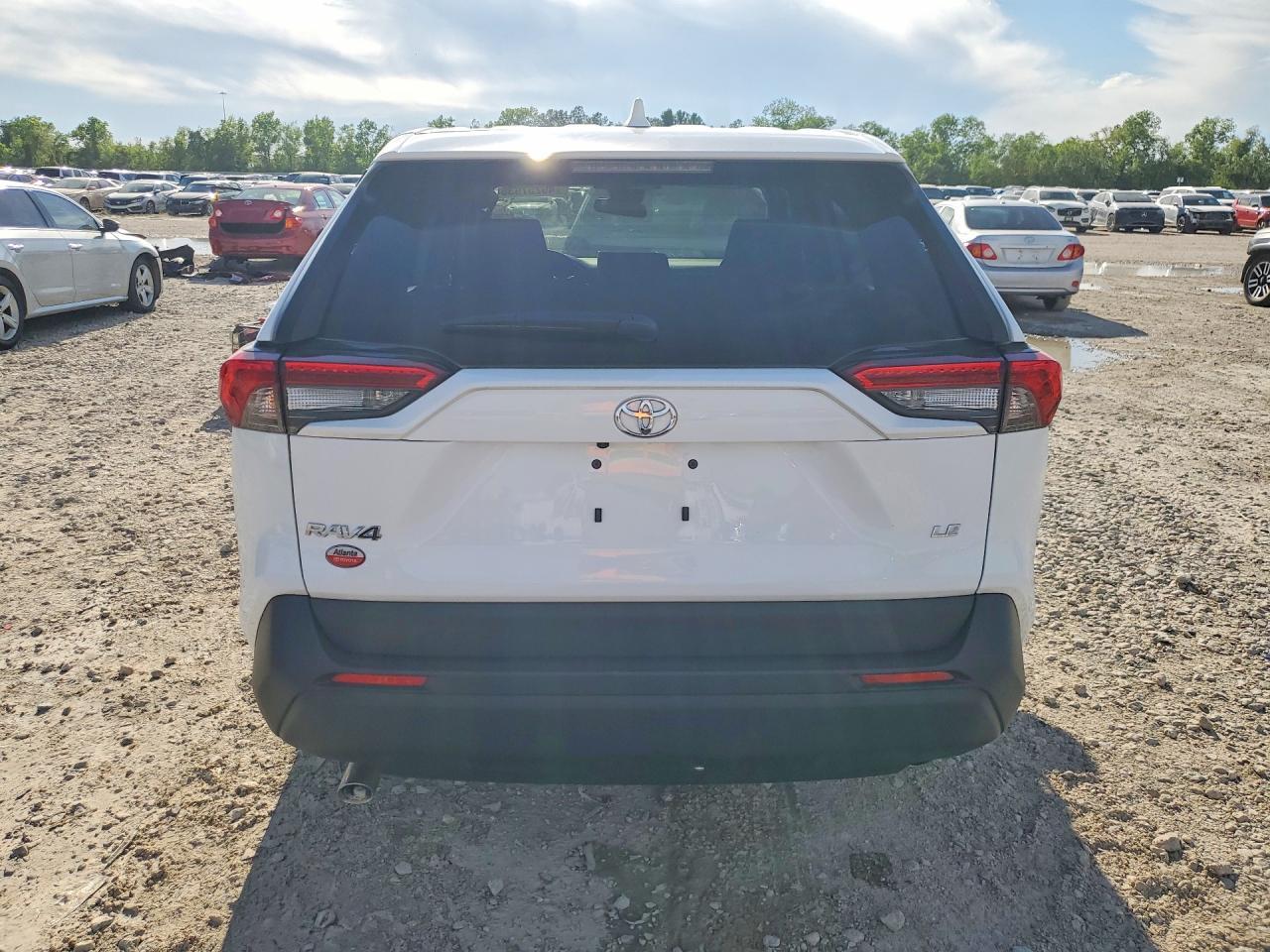 2025 Toyota Rav4 Le - Image 6